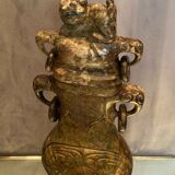 Covered vase in hard stone carved China