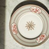 Plate with red blood decorations