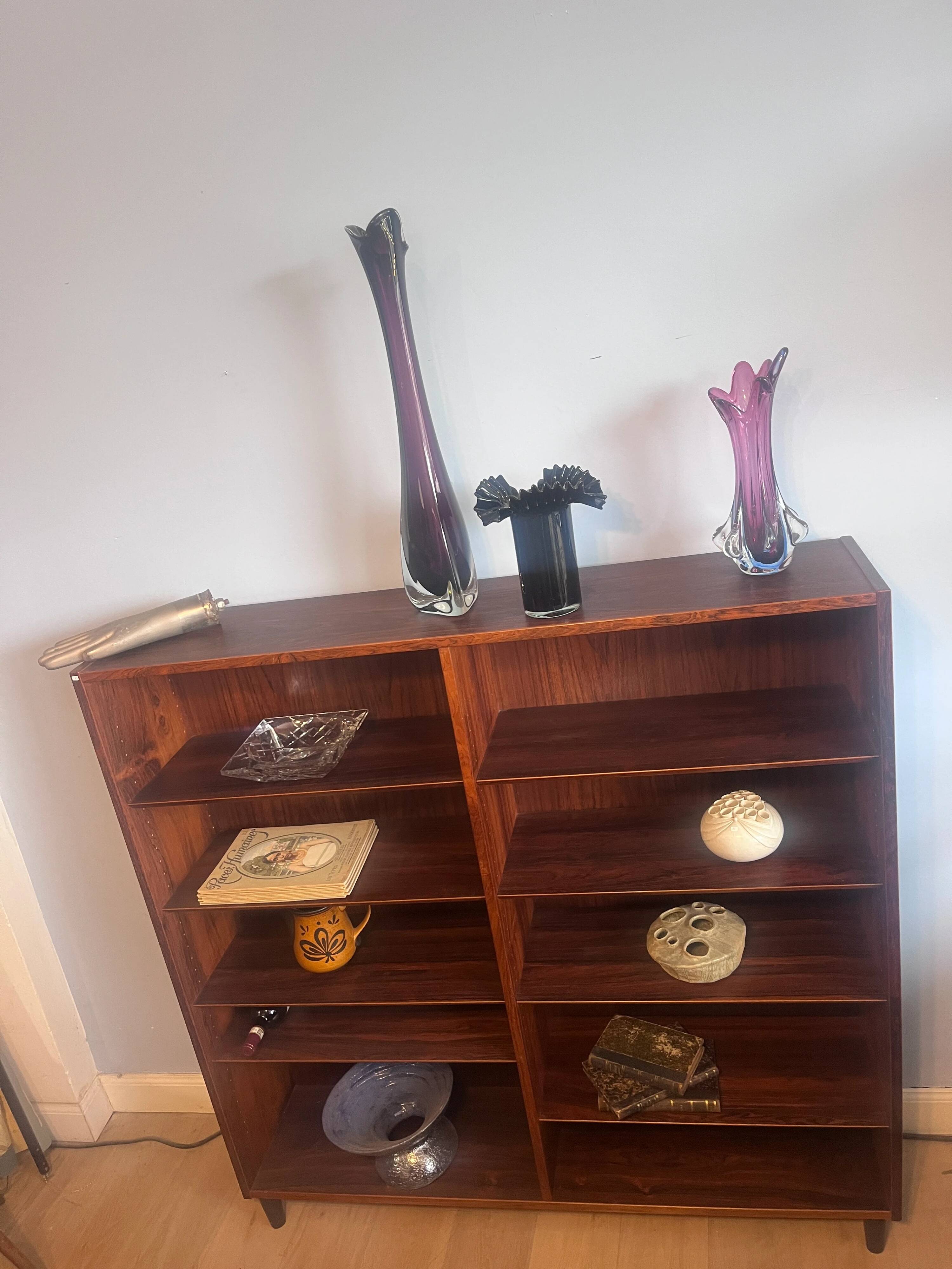 Danish bookshelf in rosewood by Hundevad & Co., 1960s