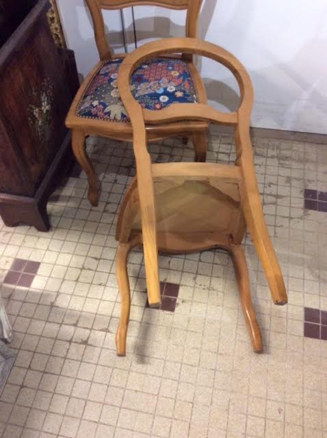 Set of 2 bedroom chairs