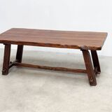 Dining table by Aranjou