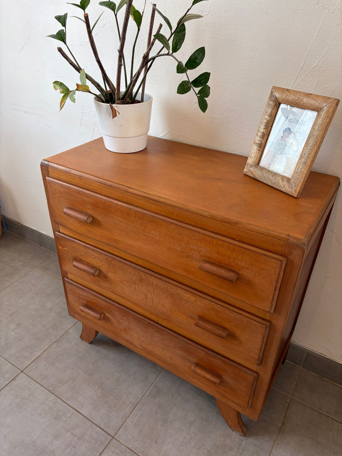 Vintage oak chest of drawers