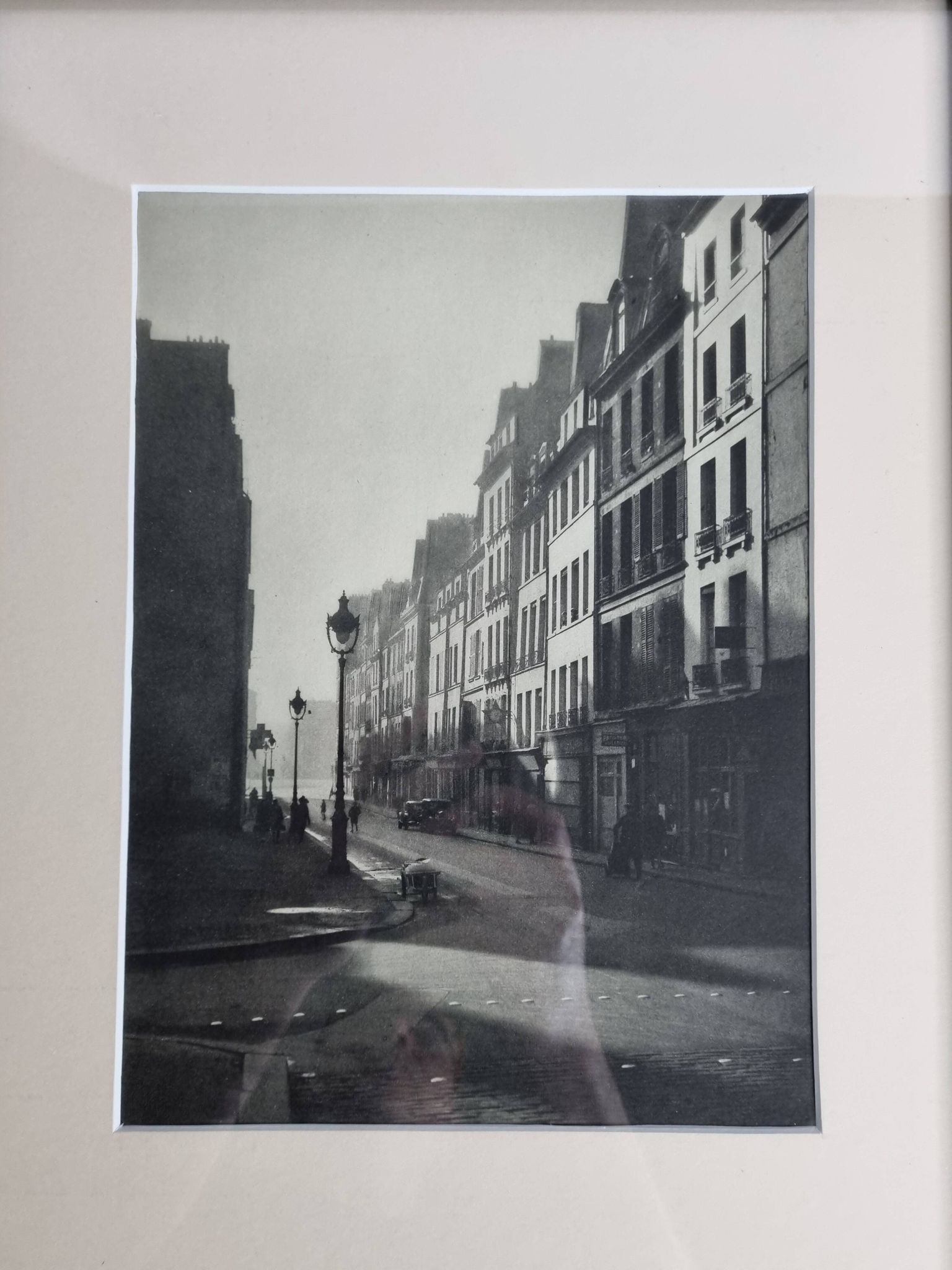 Rémy Duval – Rue de l'Île Saint-Louis, photoengraving from 1946 – Framed under glass