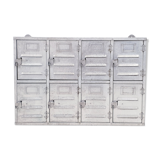 Industrial furnishings in riveted aluminium