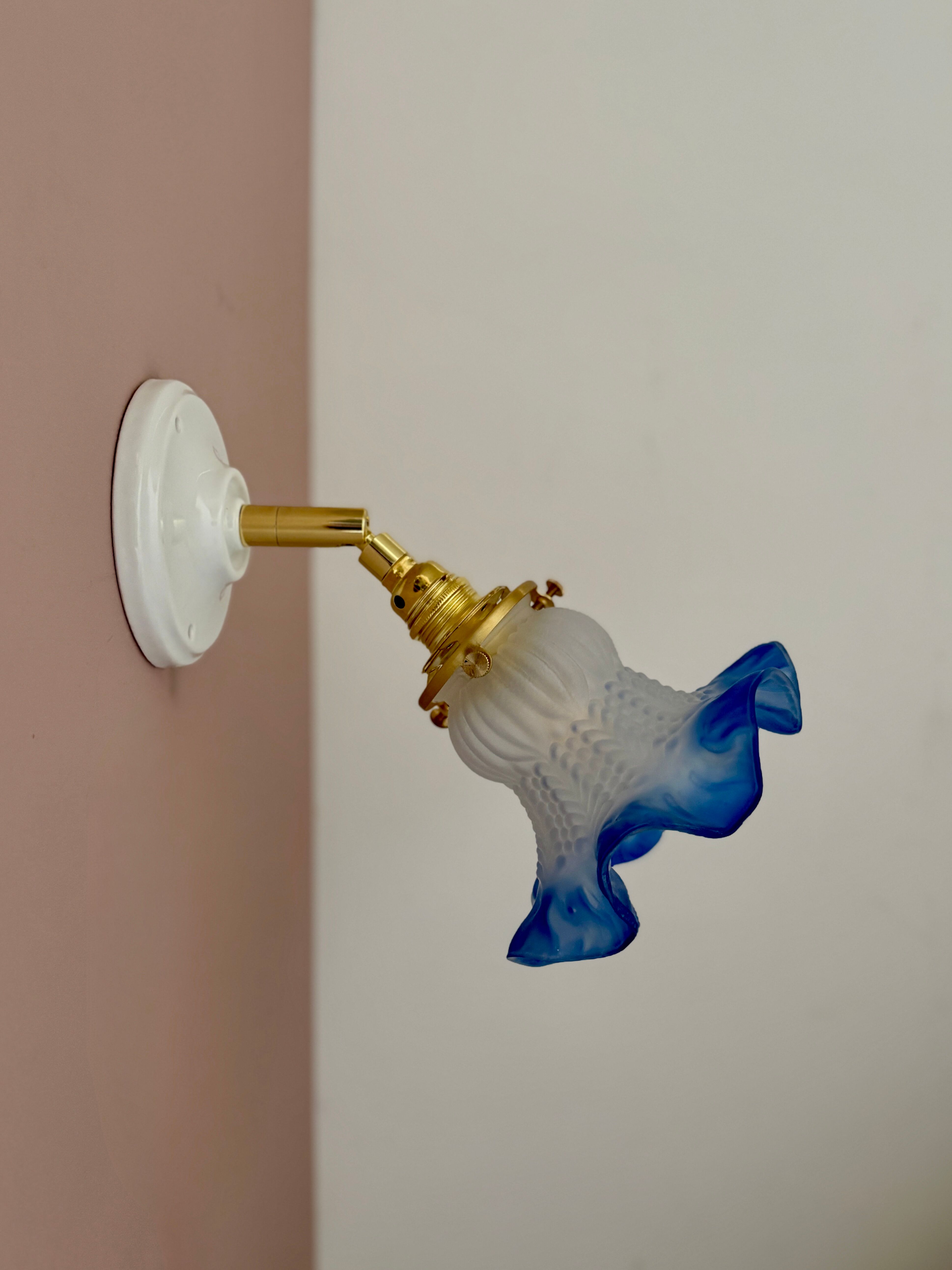 Vintage frosted glass tulip wall light