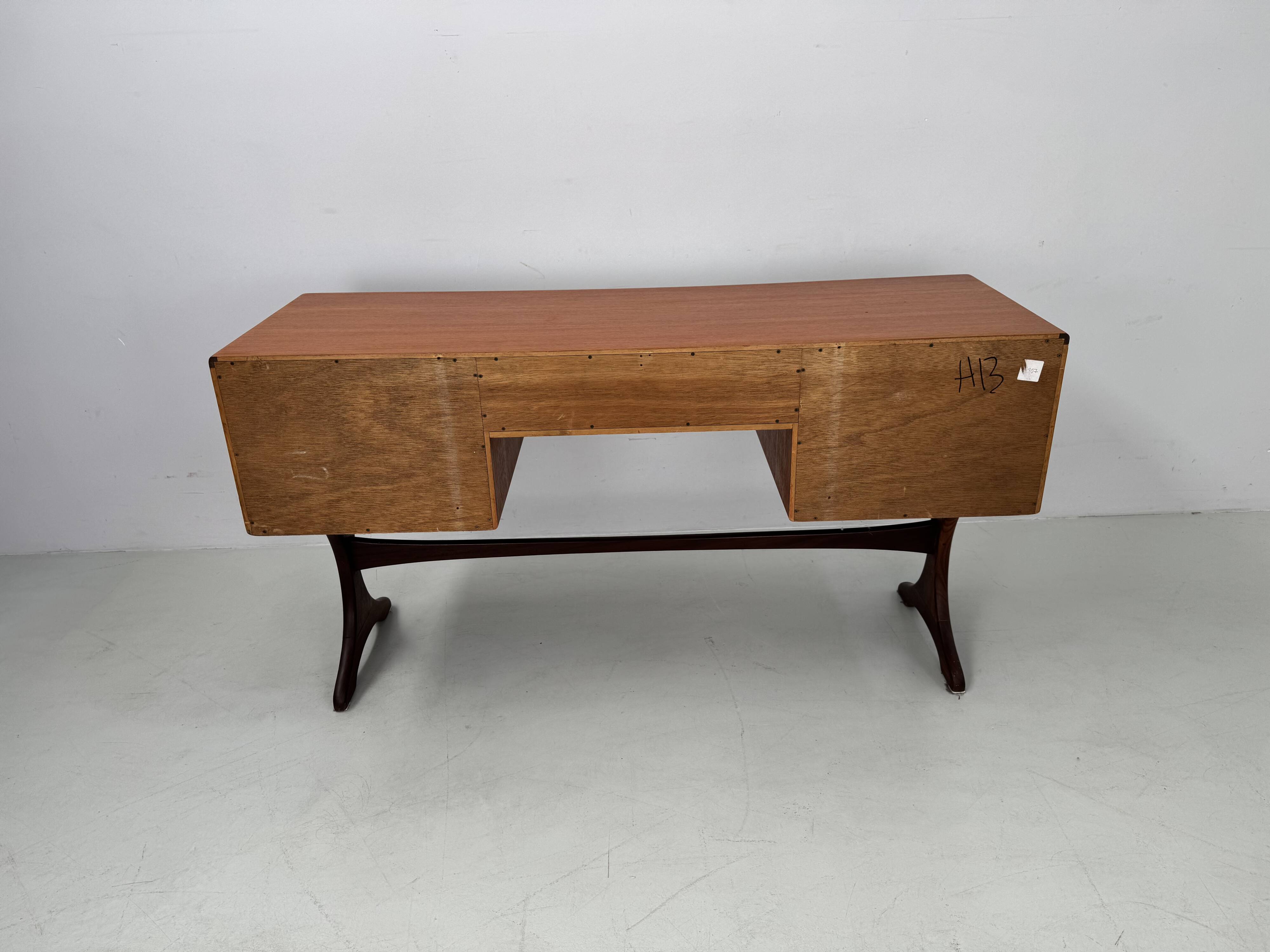Vintage rare desk by V.Wilkins for G-Plan