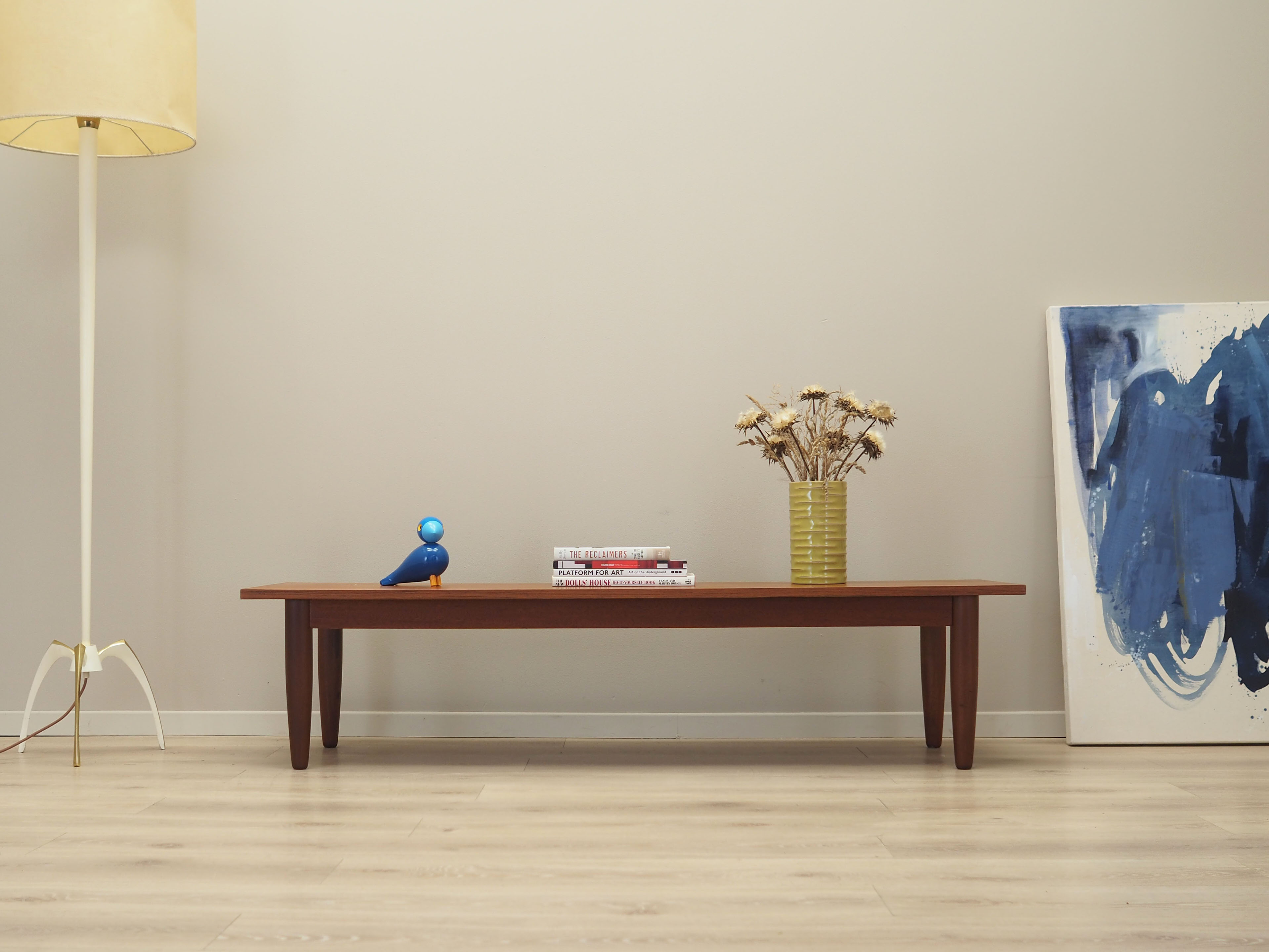 Panneau bas en teck, design danois, années 1970, production: Danemark