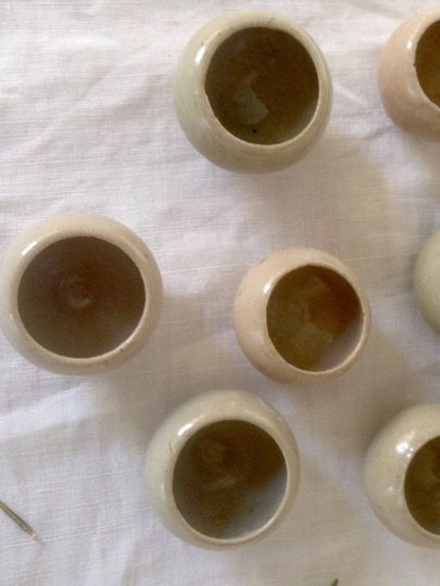 Miniature dishes in vintage sandstone
