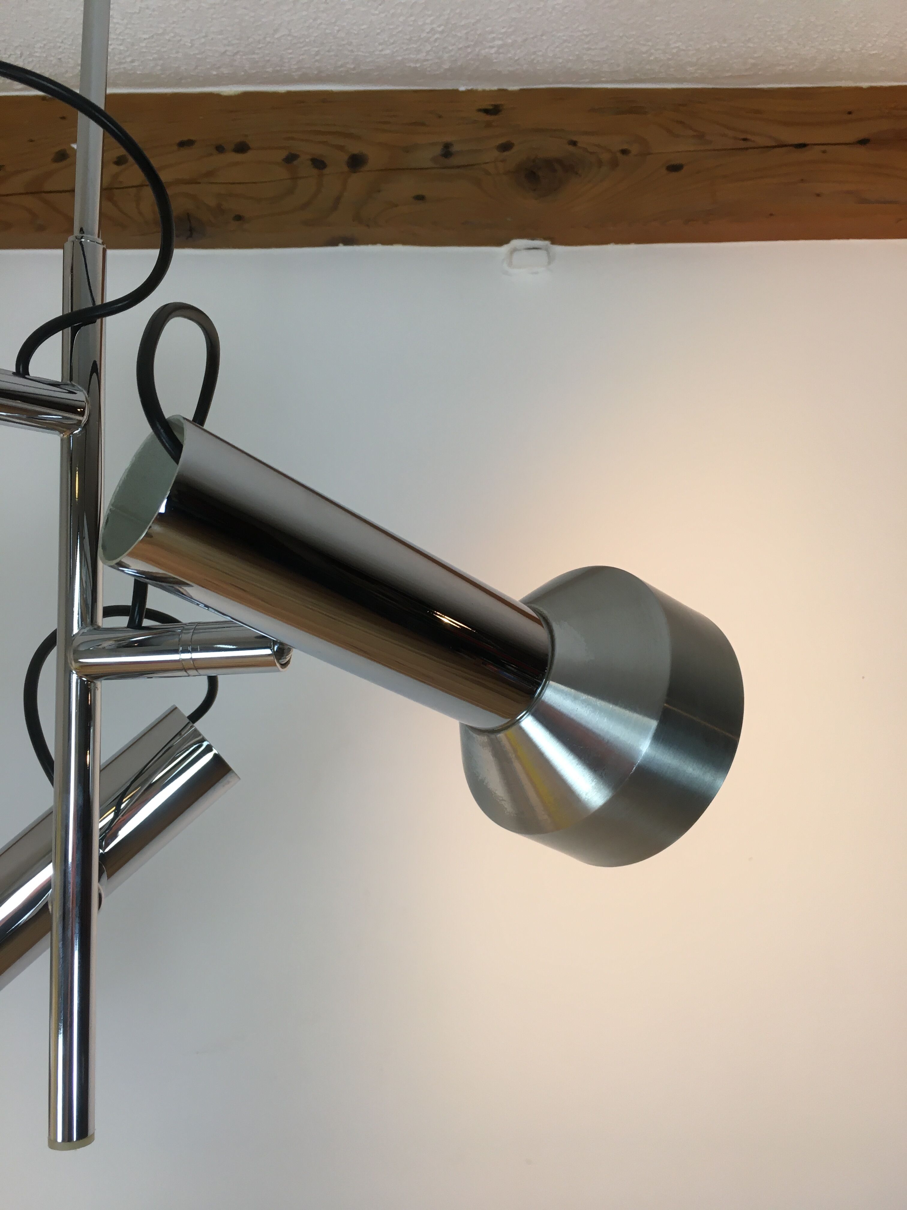 3-spot airy hanging 70s chrome metal