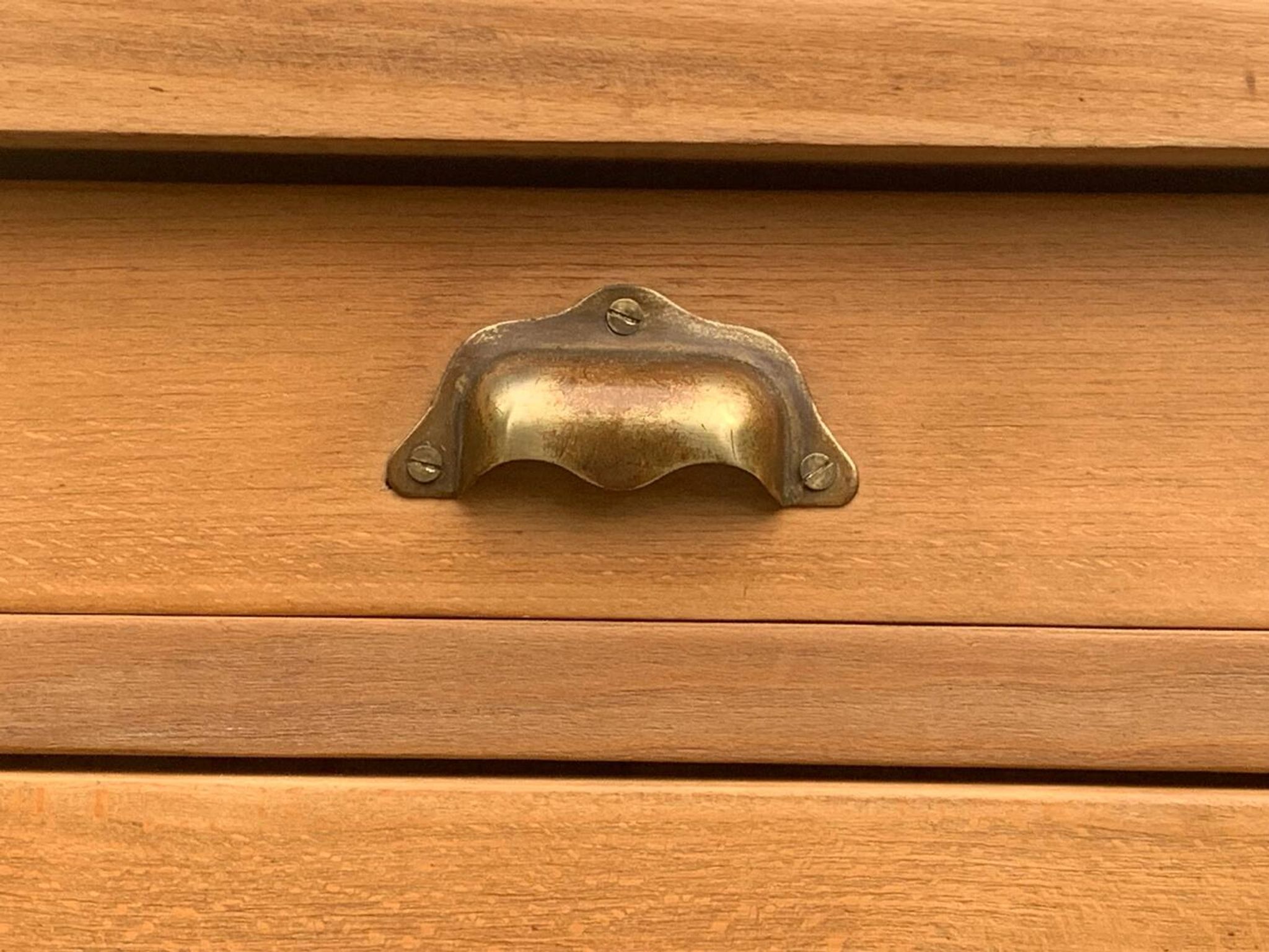 Grand Parisian buffet with billot and butterfly hinges, raw wood, 1930.