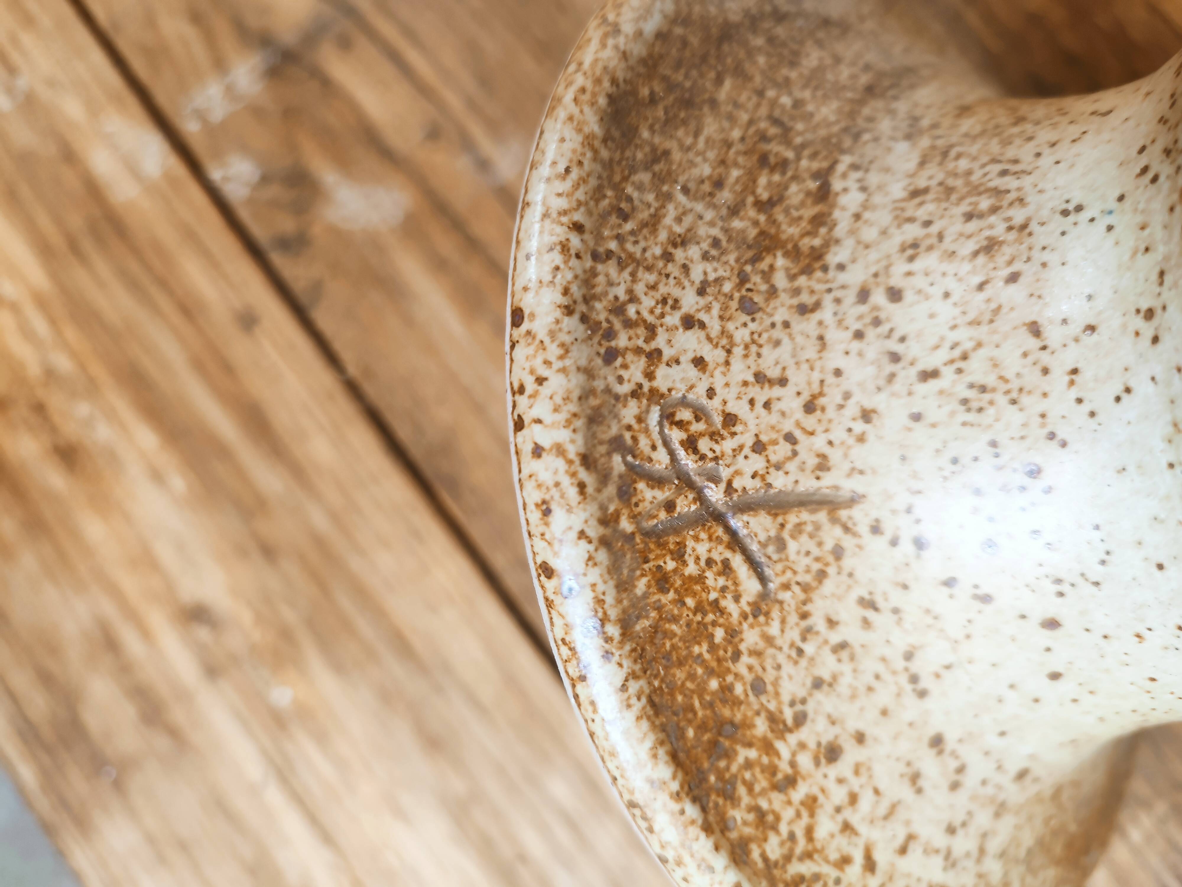 Sandstone cup by Puisaye Nathalie and Christophe Hurtault