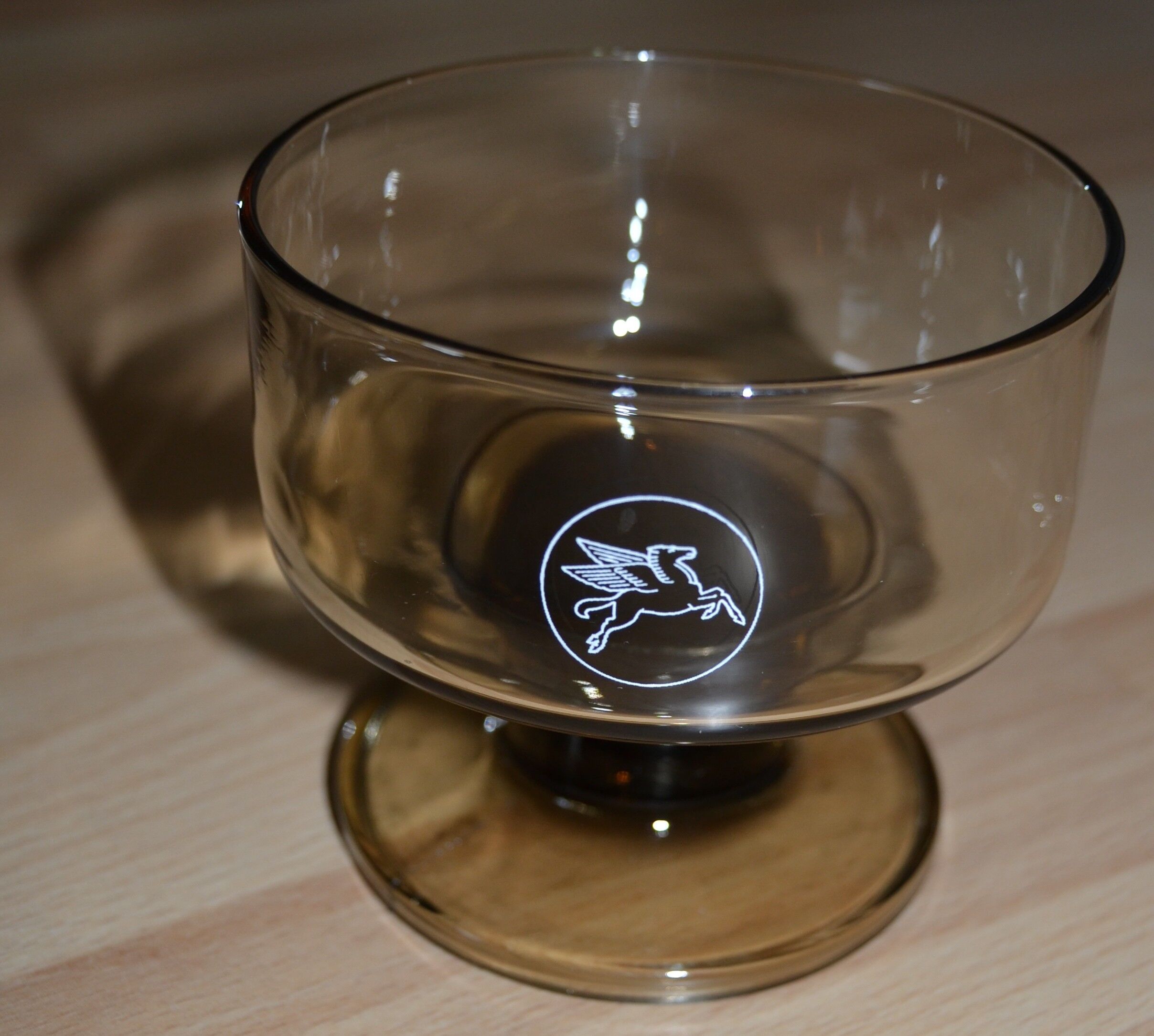 Set of 6 glasses Pegasus smoked black feet - 70s