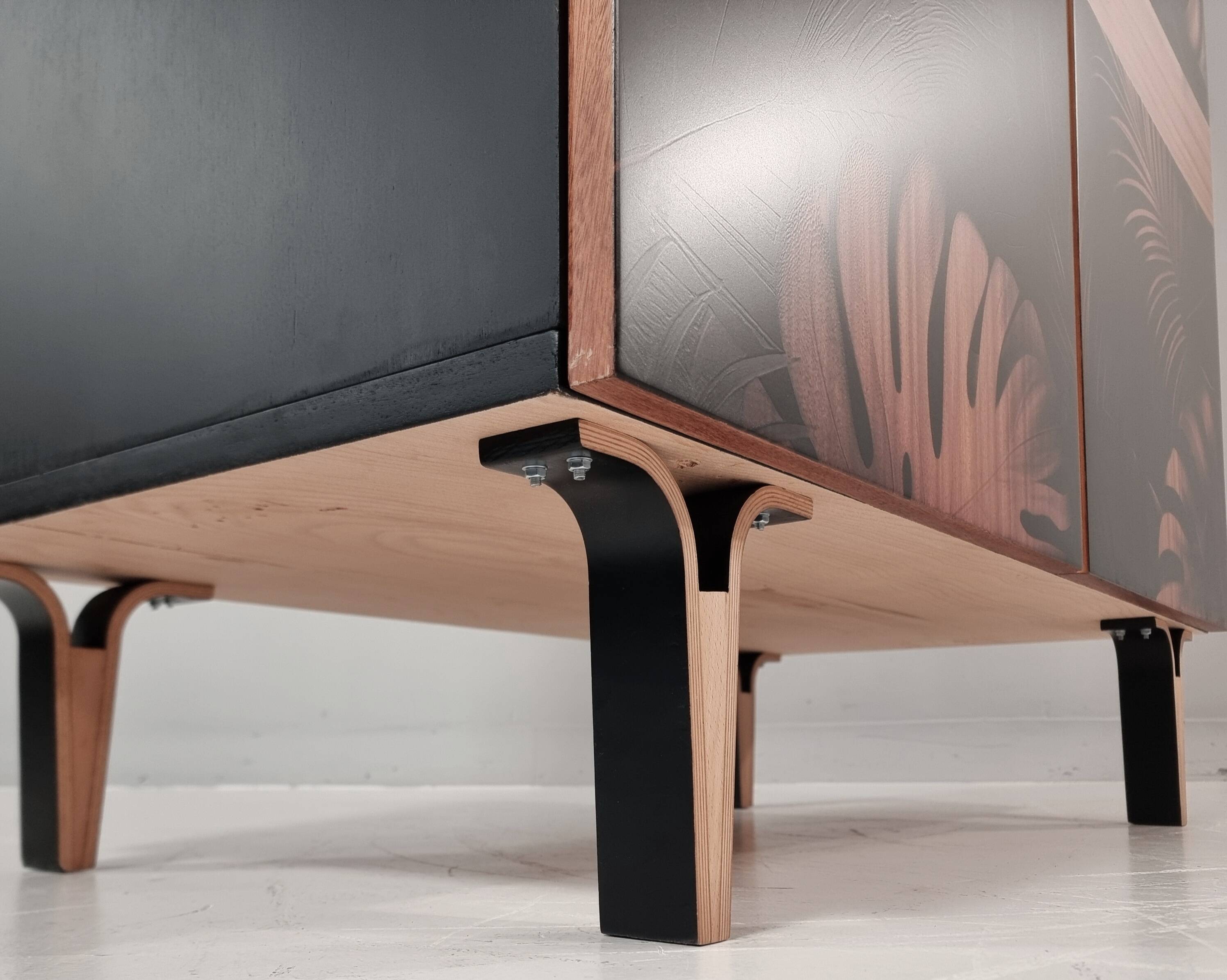 Vintage Wardrobe, 1970s