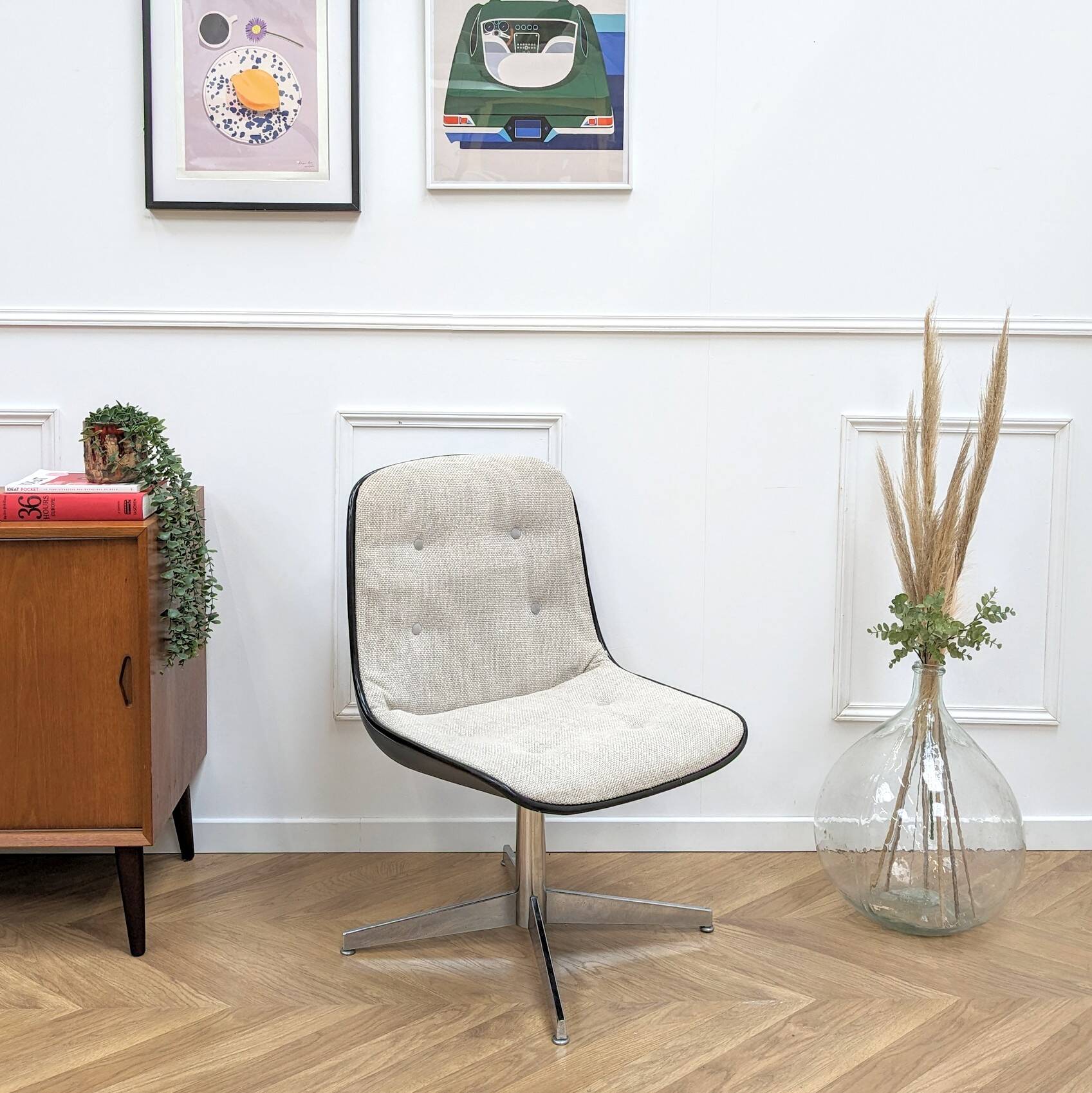 Model 451 armchair by Randall Buck