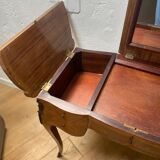 Wooden dressing table in marquetry