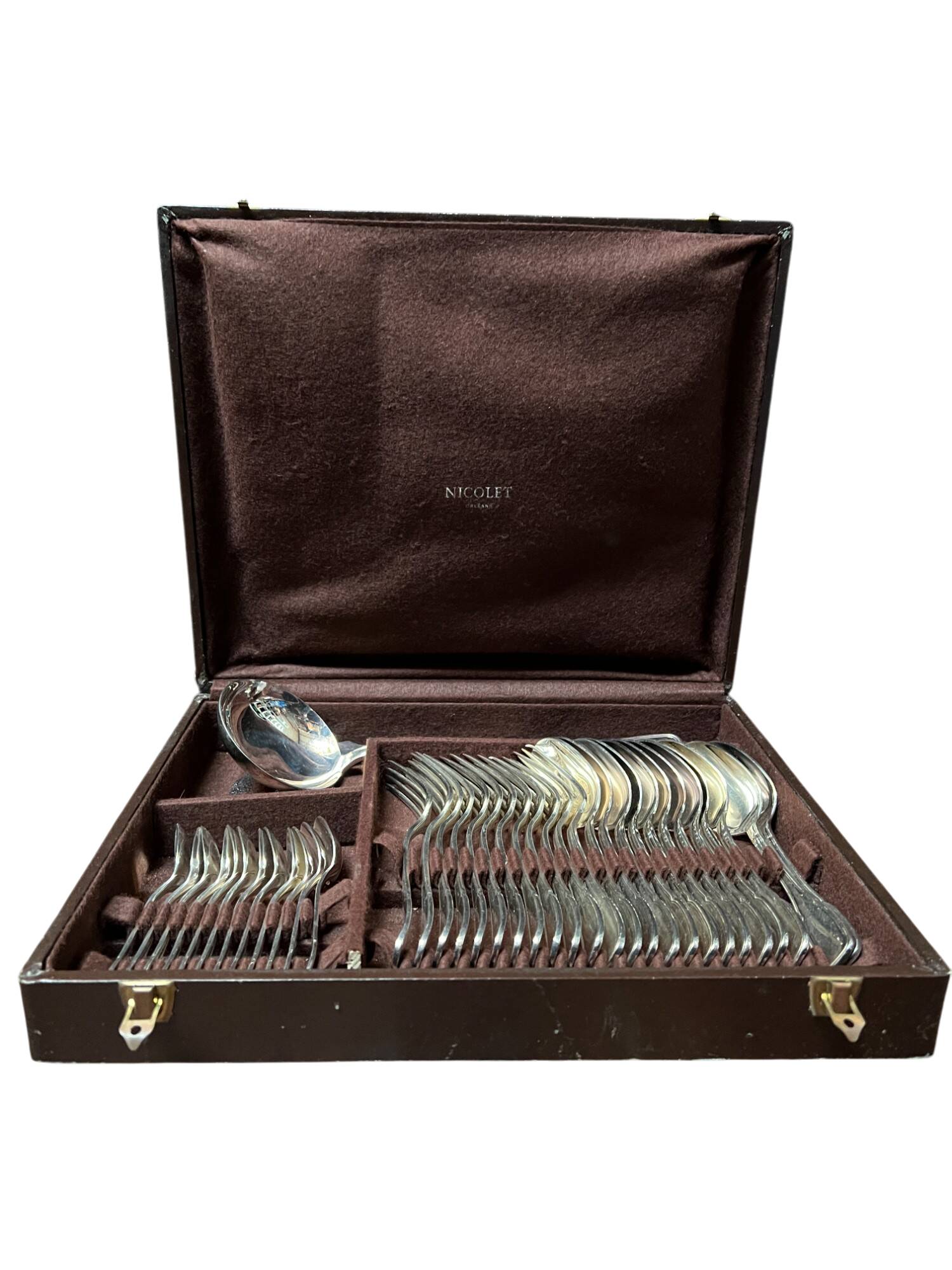 Silver metal cutlery set