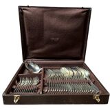 Silver metal cutlery set