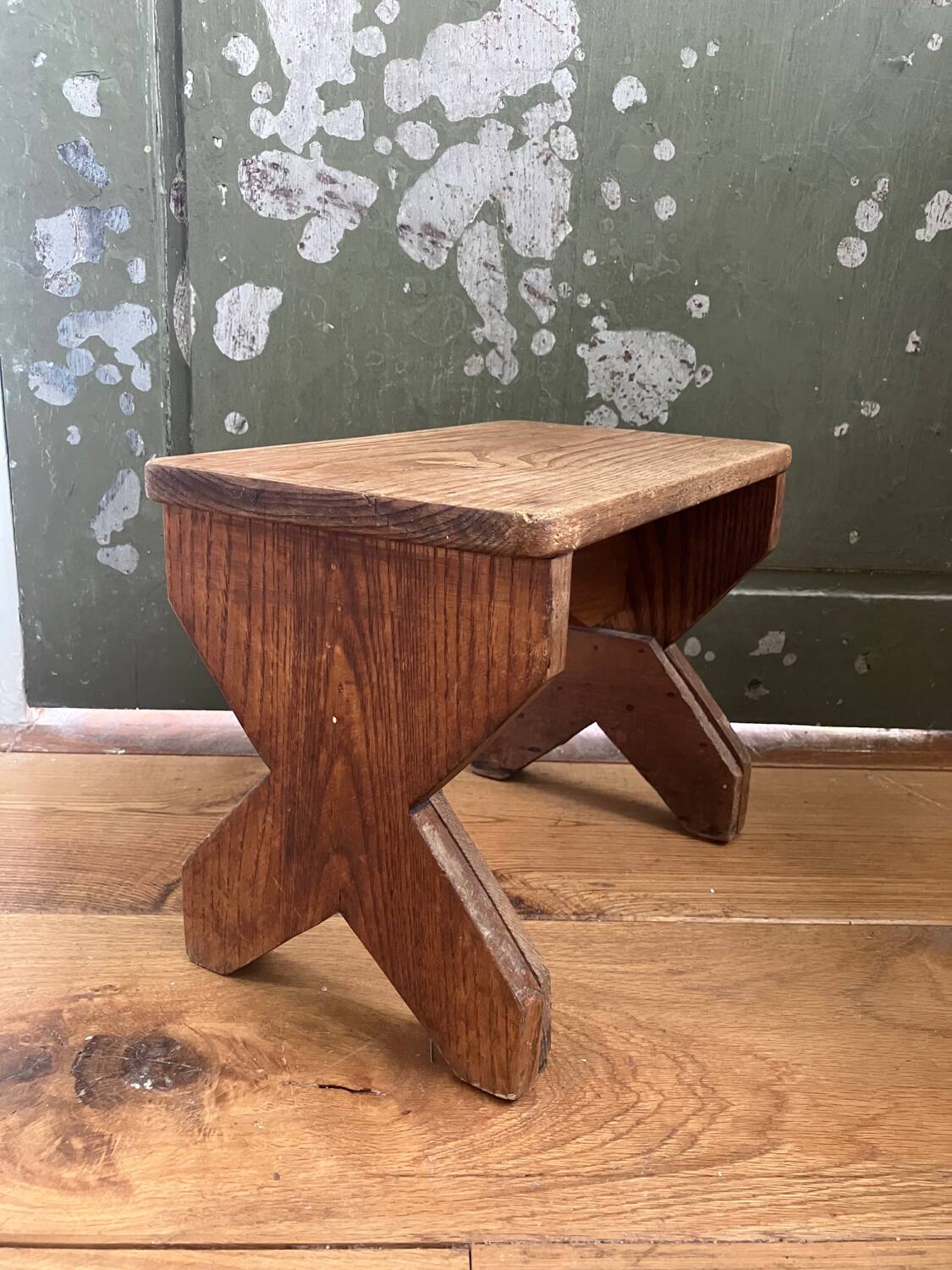 Vintage stool/step
