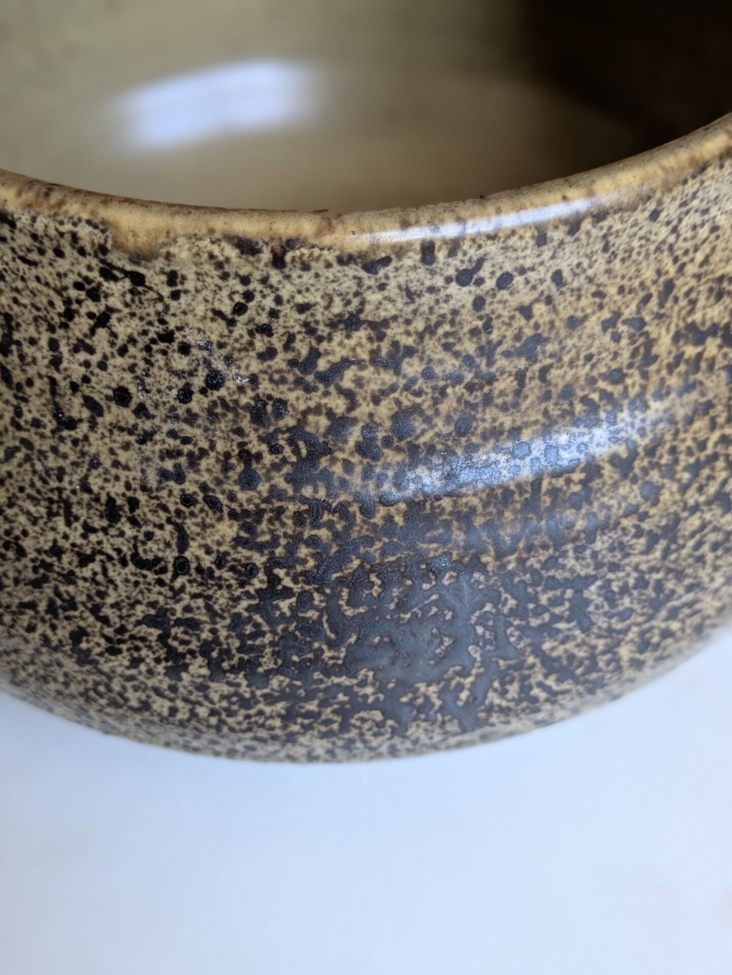 Sublime Soupière en grès moucheté "Les Potiers de l'Abbaye  70'
