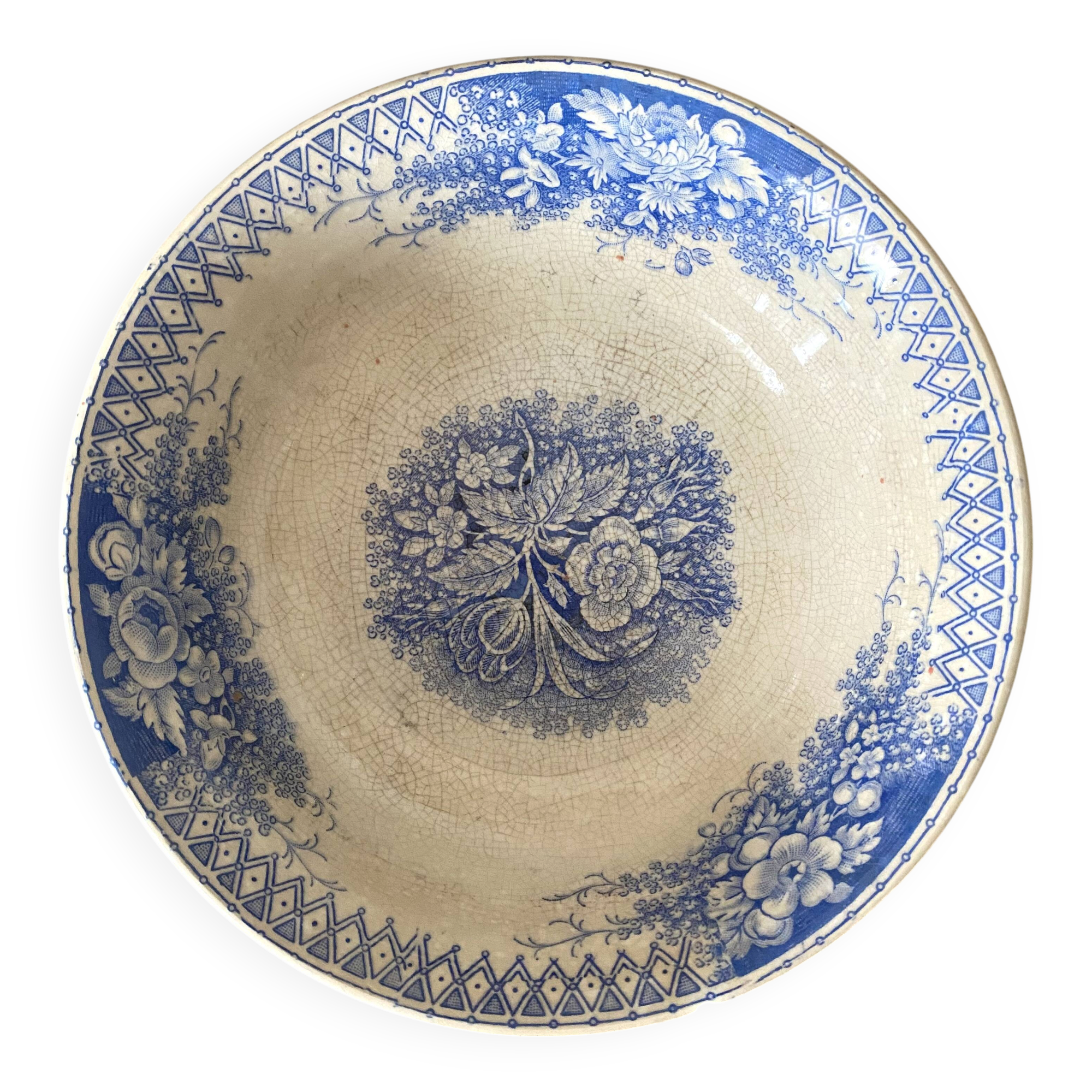 Bowl, earthenware dish from Sarreguemines, planter model.