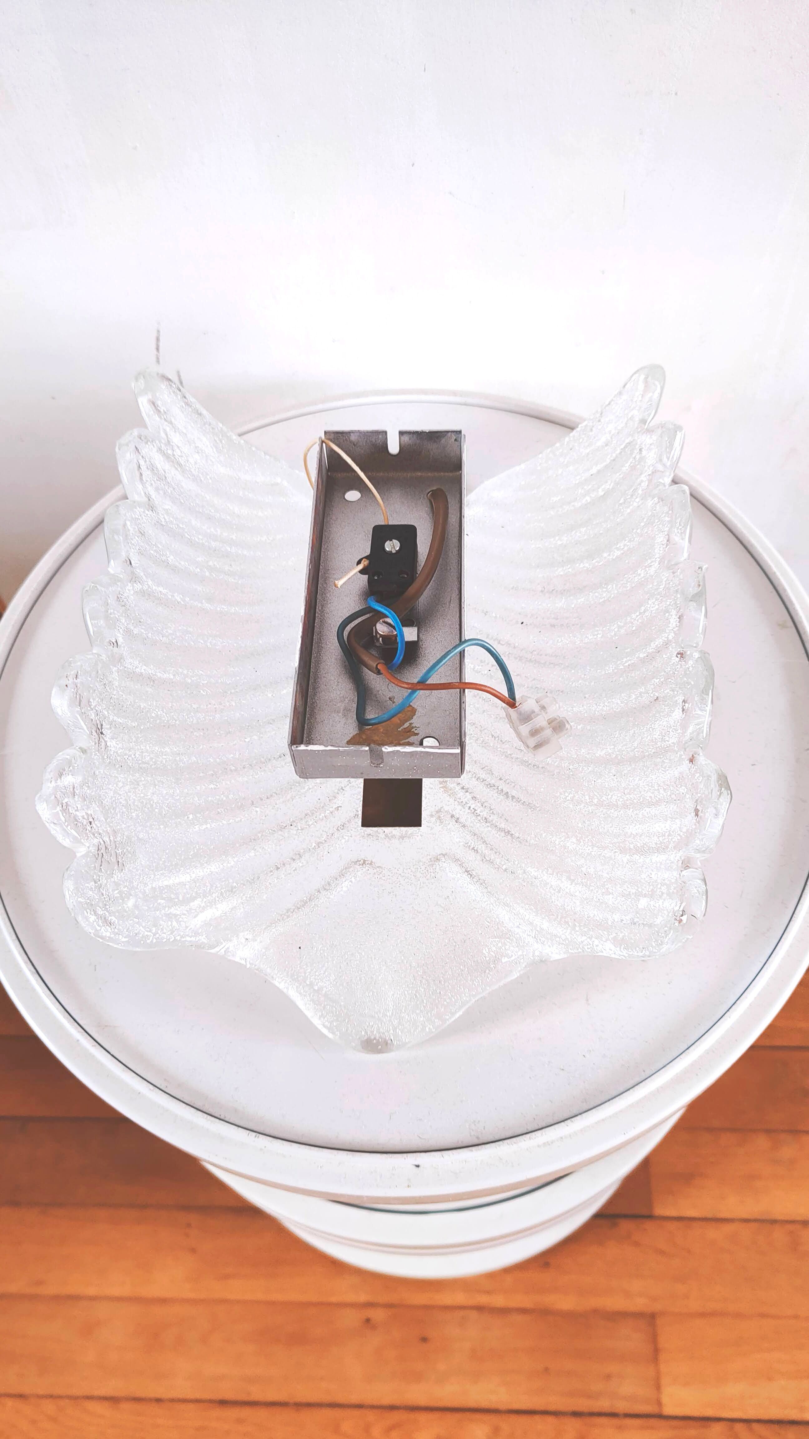 Murano glass wall lamp with frosted effect, 70s design