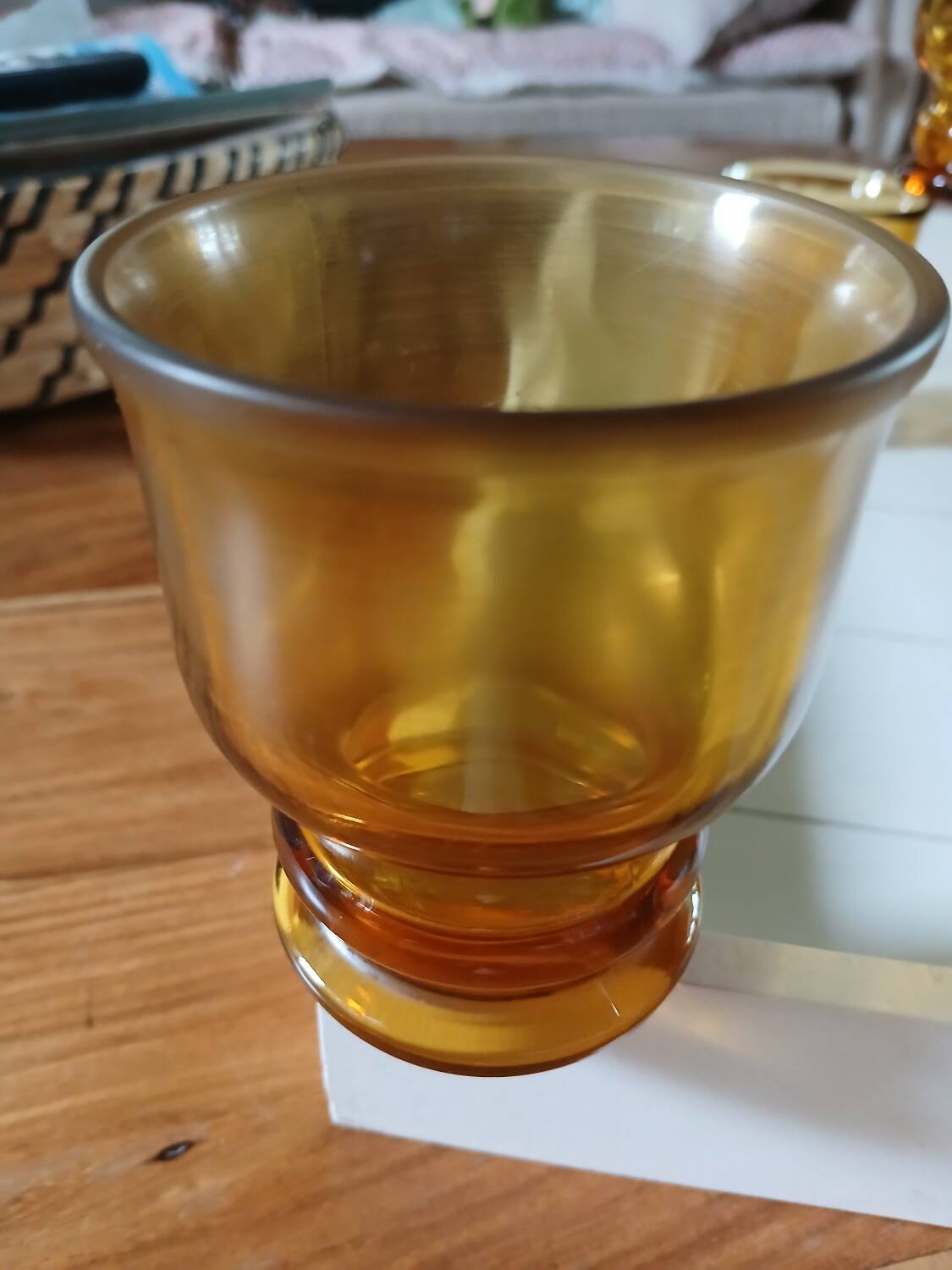 12 water glasses Pernod sa