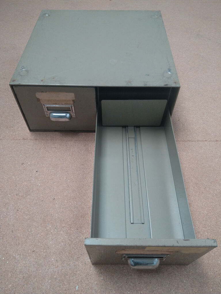 Paire de tiroirs en métal - Ensemble de 4