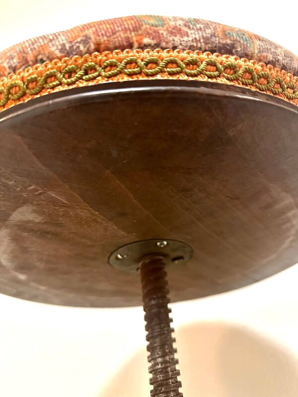 Tabouret de piano ancien réglable en bois tourné
