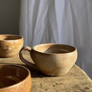 11 tasses à café vintage en grès mat brut