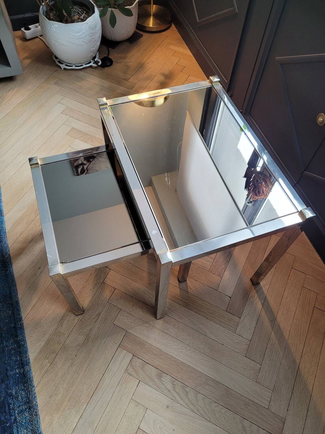 Tables gigognes en métal doré/chromé et miroir ambré