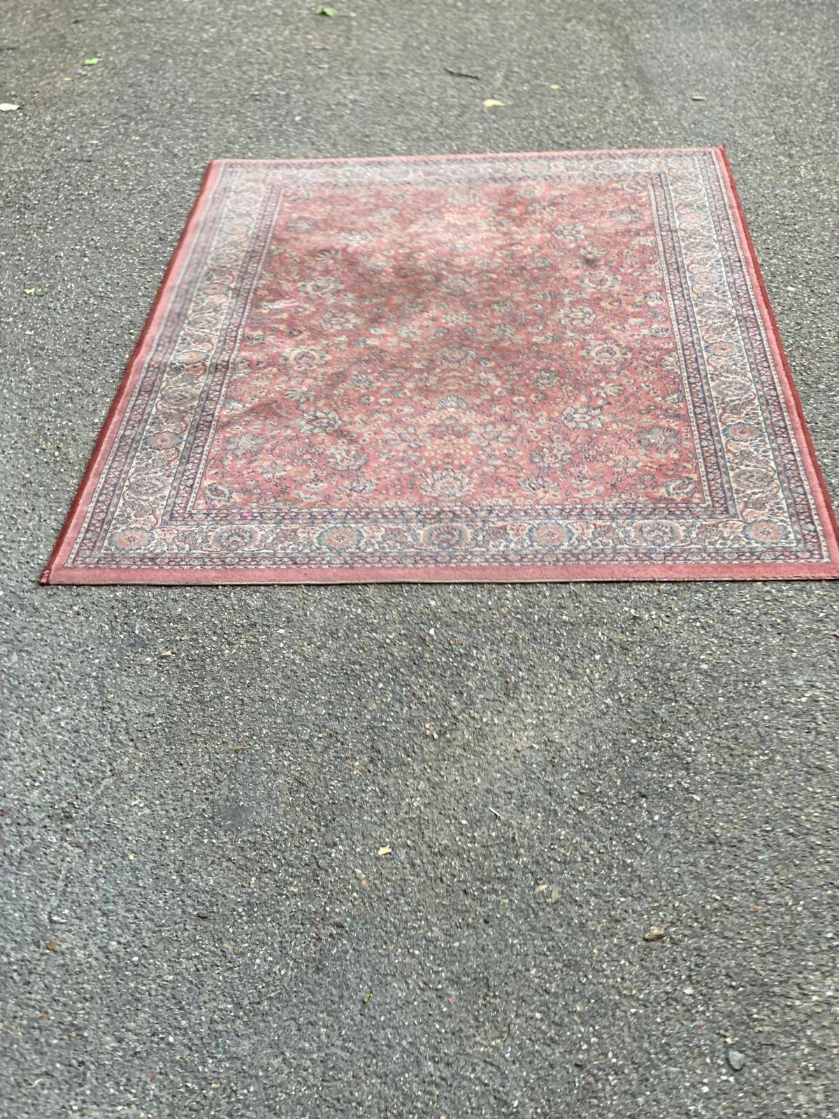 Persian rug burgundy wool 135x195cm