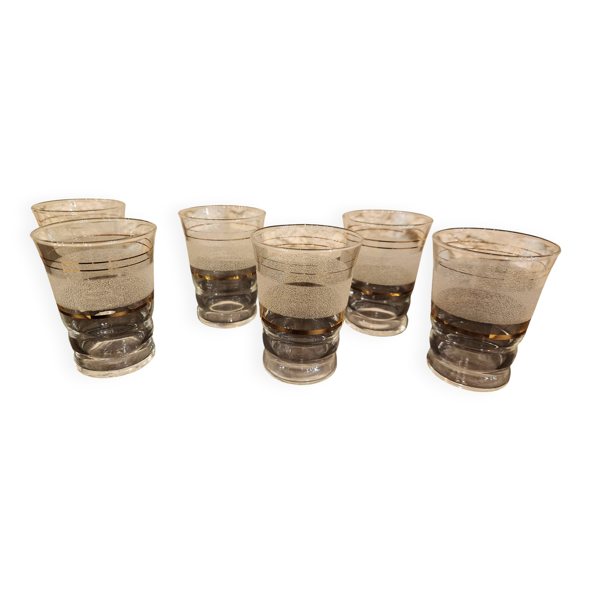 Set of 6 vintage glasses – Elegance and charm