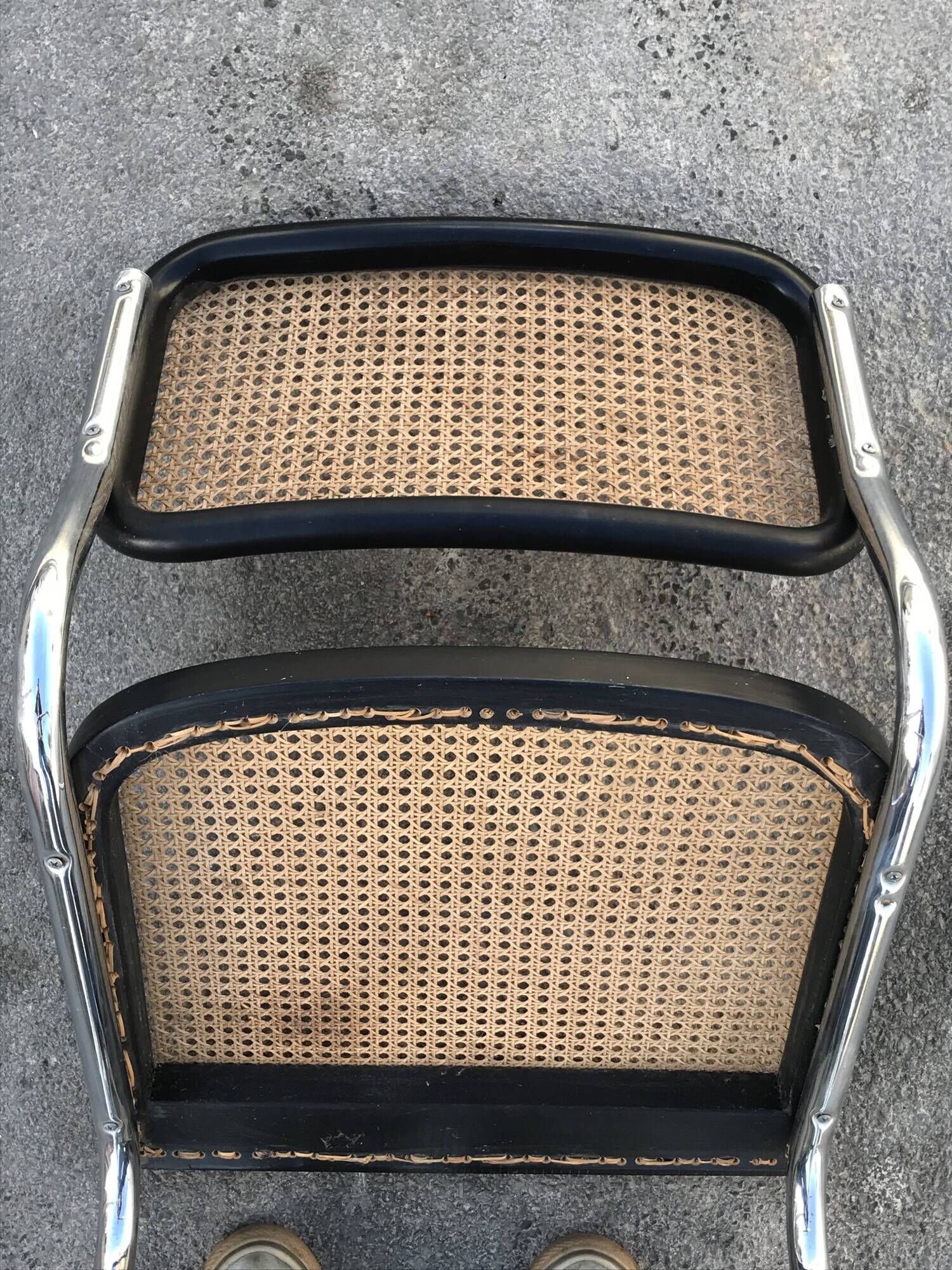 Chaise cesca noire b32 de Marcel Breuer 1970