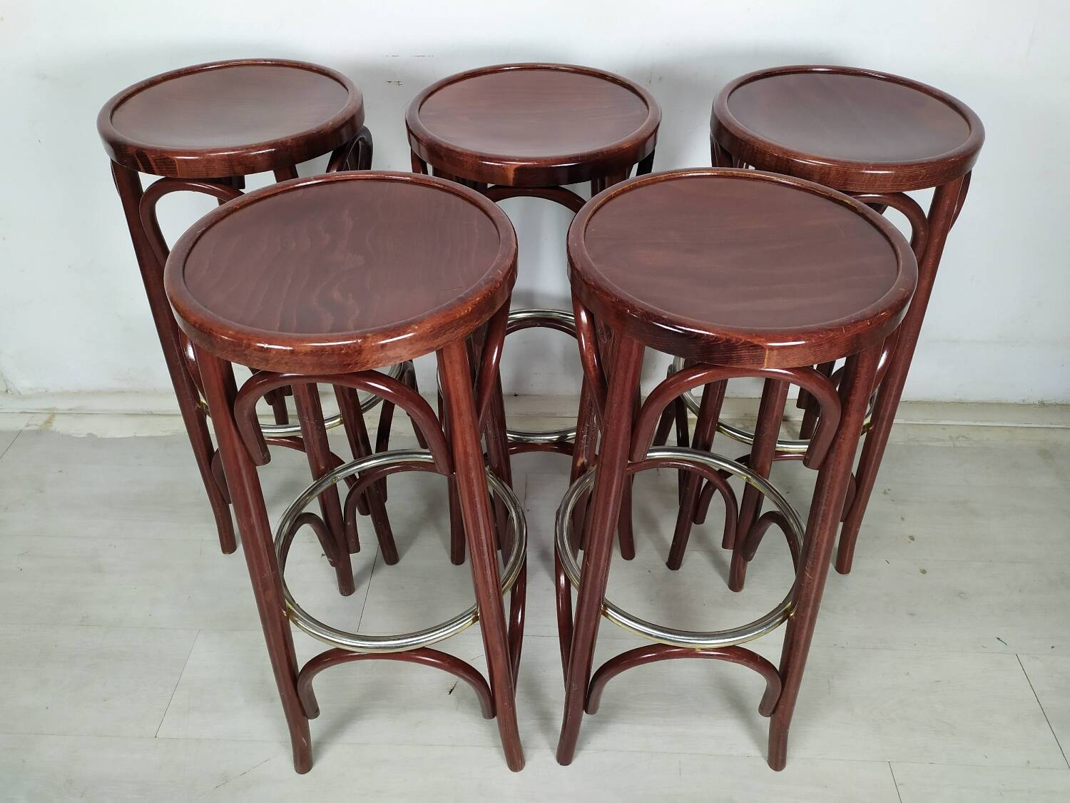 5 bistro stools