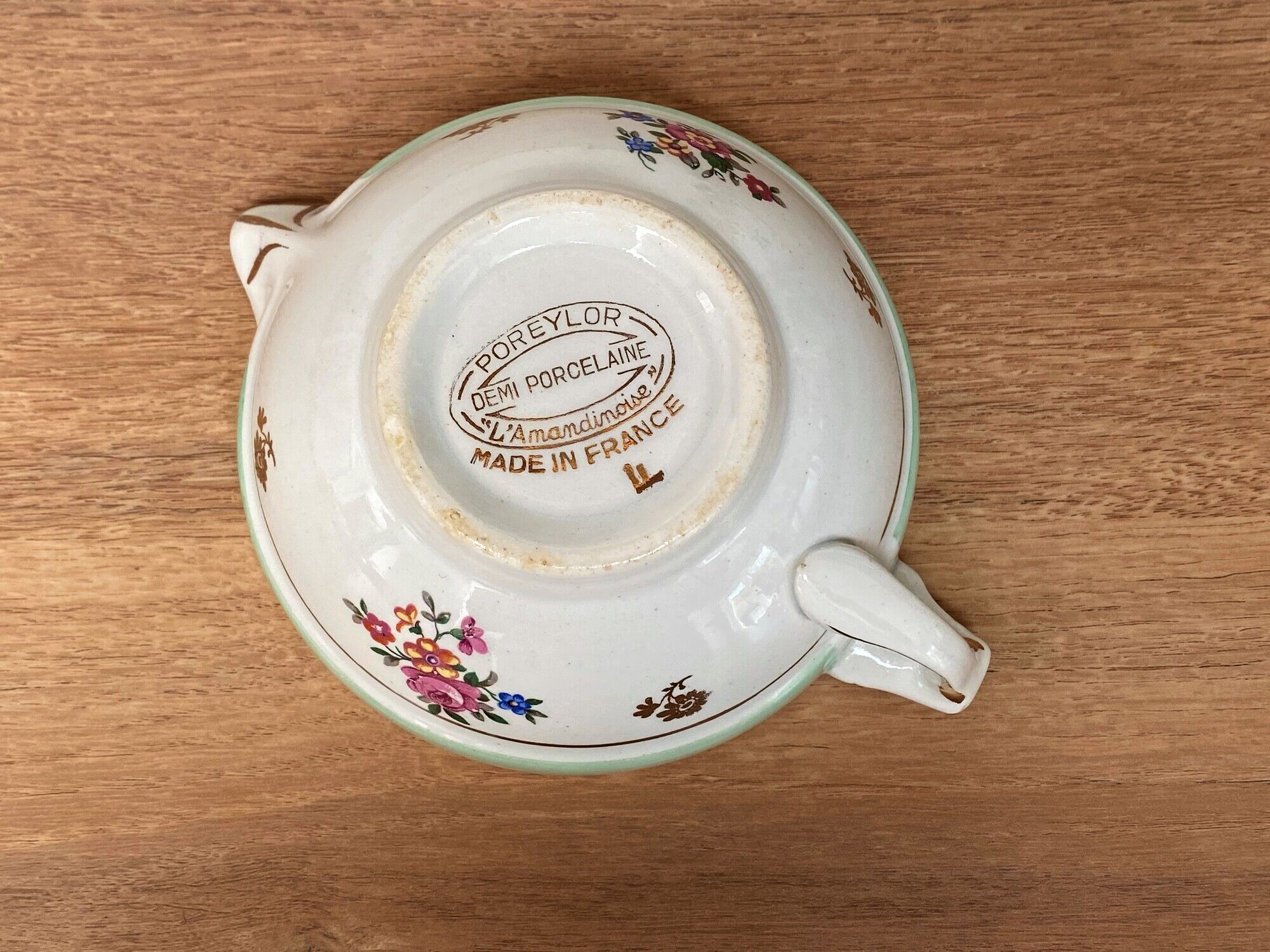 Saucière en demi-porcelaine L'Amandinoise