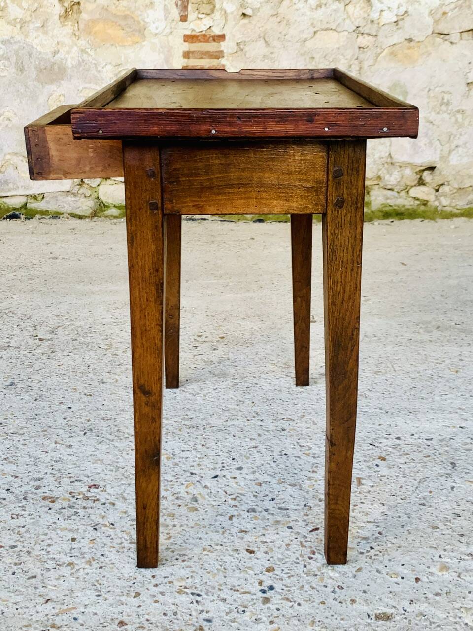 Small console / Side table in walnut 19th century