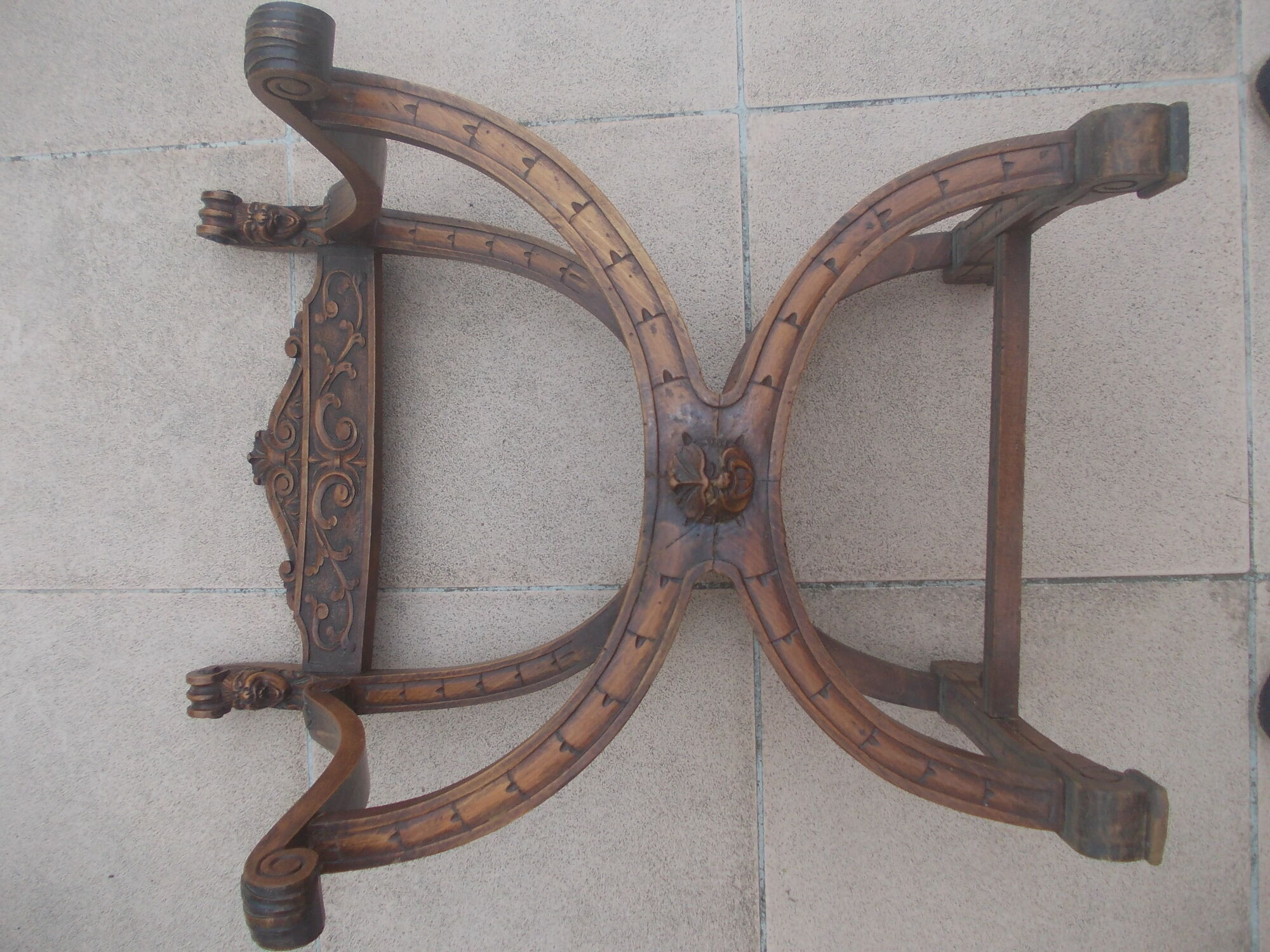 Dagobert curl chair neo renaissance late 19th century