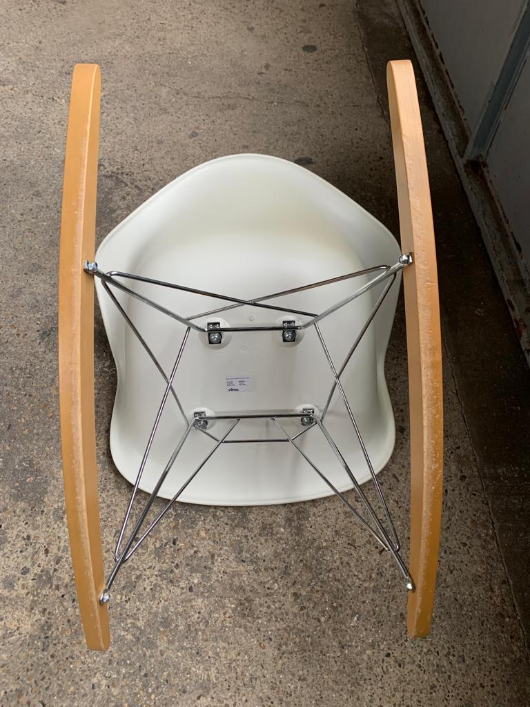 Rocking Armchair Rod Base (RAR) Charles & Ray Eames Vitra 1950
