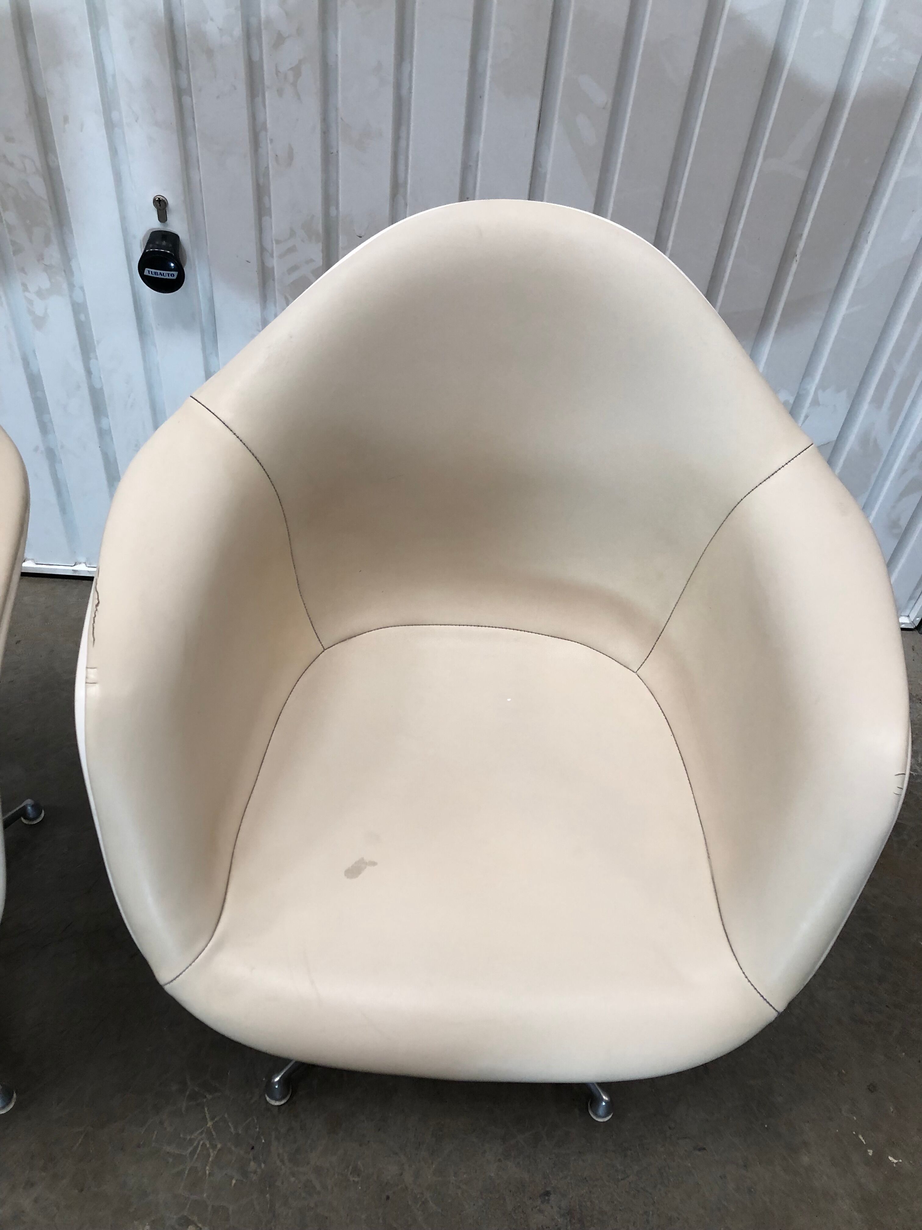 pair of armchairs la fonda design Charles Eames 1970