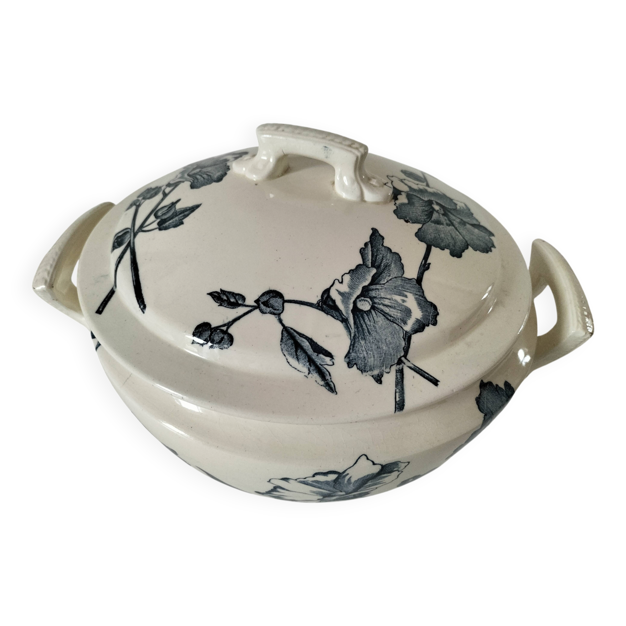 Lion Soup Tureen – Blue-grey Hollyhocks 1890-1920
