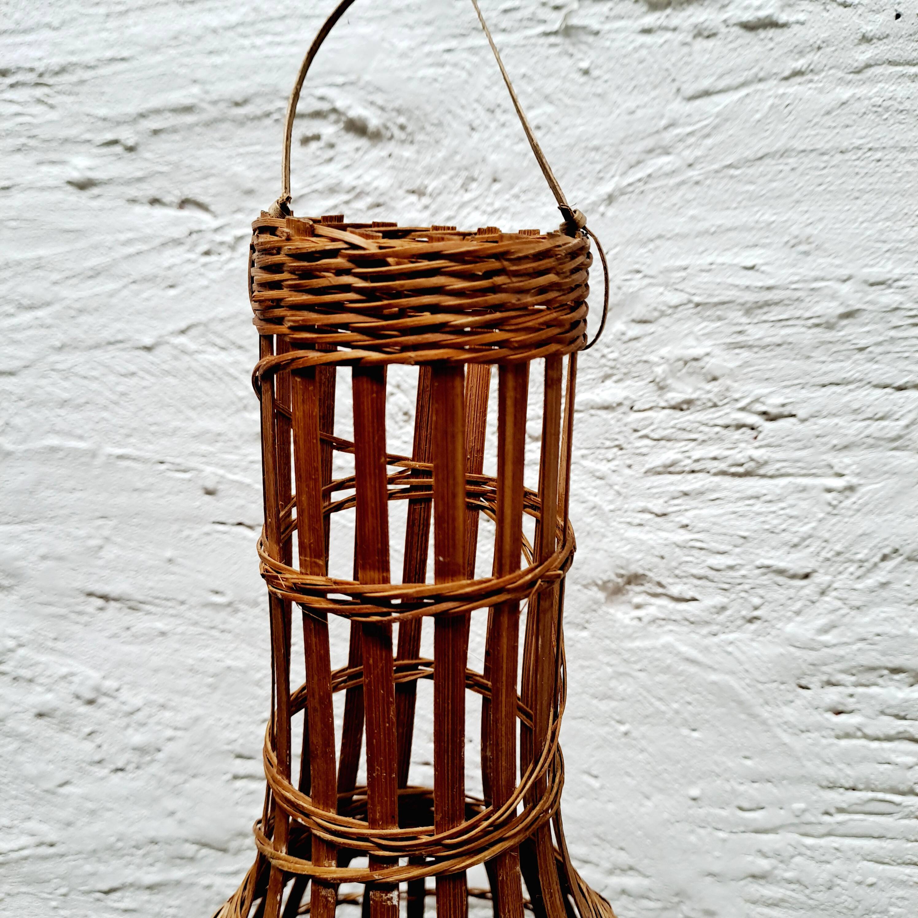 Rattan suspension lampshade