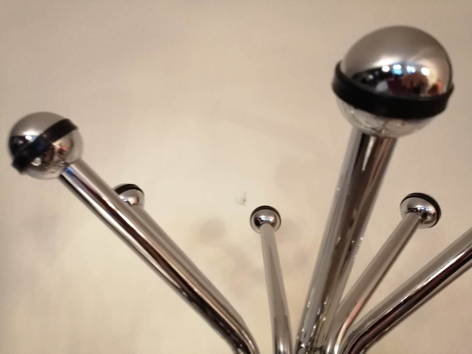 80s parrot coat rack