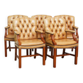 Ensemble de 5 belles et luxueuses chaises de salle à manger/conférence Chesterfield en cuir de vache de couleur cognac clair