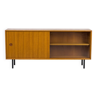 Buffet vintage en teck avec portes coulissantes, 1971