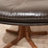 Swivel armchair with footrest, Berg Forniture, Denmark, 1970s