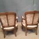 Paire de fauteuils tapissés de style Louis XV
