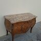 Commode style Louis XV en marqueterie et bois de rose