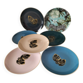 Lot de 7 assiettes en porcelaine, feuillage doré & jungle