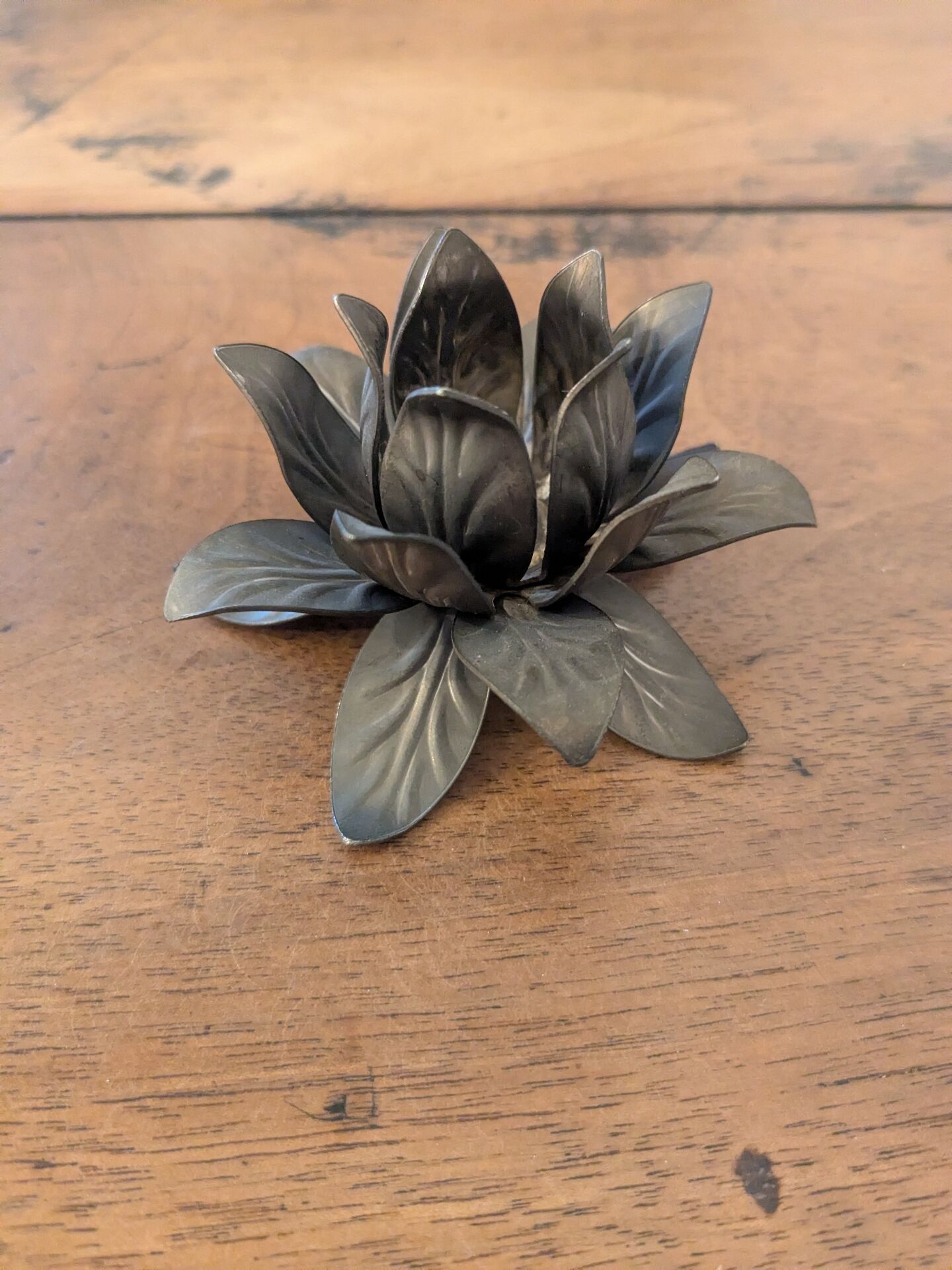 Lotus flower candle holders