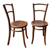 Lot 2 wooden Thonet bistro chairs